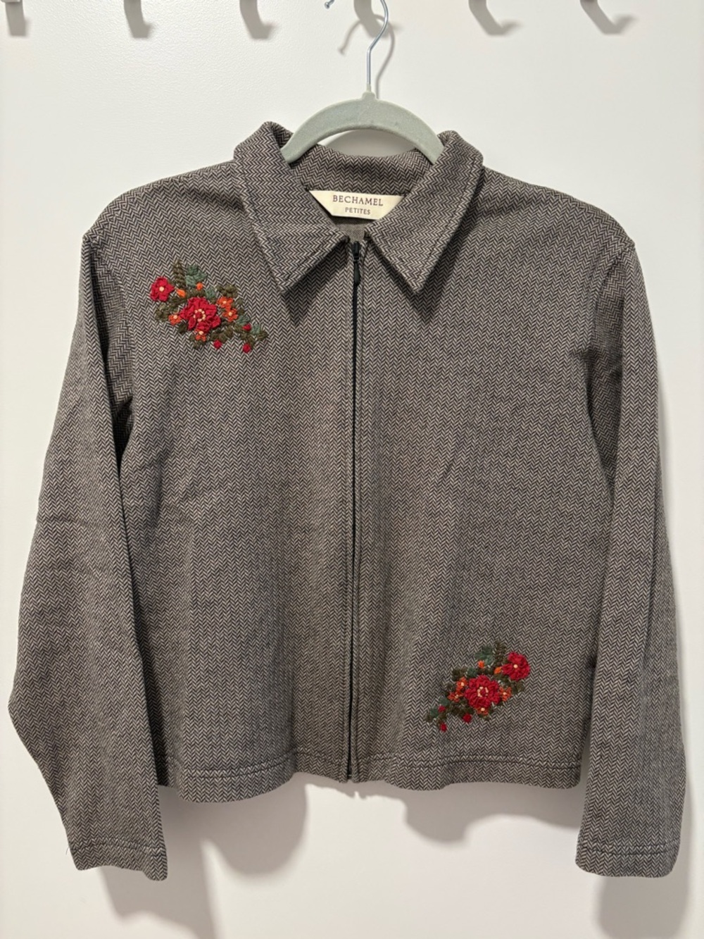 Bechamel Zip-Front Jacket with Red Floral Embroidery - Vintage Women’s Petite S